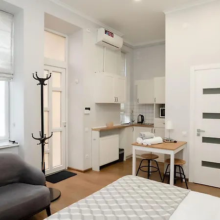 Apartamento Del Rey Comfort Leópolis